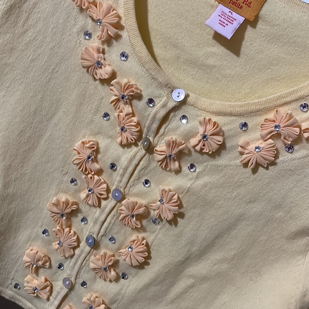 Ruby Rd. Yellow Half Sleeve Flower & Rhinestone Button up Crop Top - Picture 9 of 9